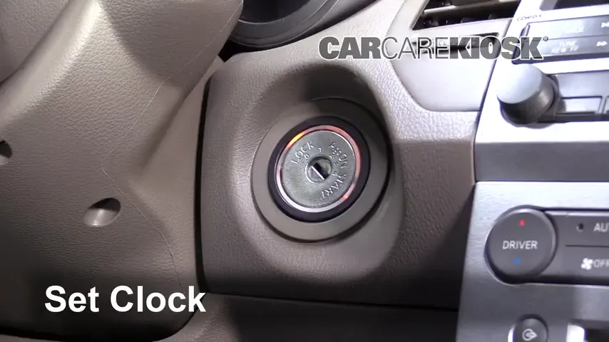 2006 Nissan Maxima SE 3.5L V6 Clock